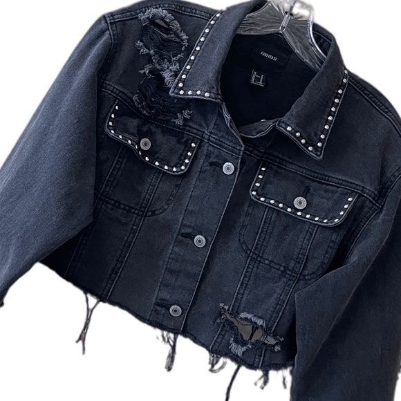 Cropped Black Jean Jacket Denim Distressed Ripped Silver Studded Streetwear Crop - Picture 13 of 16